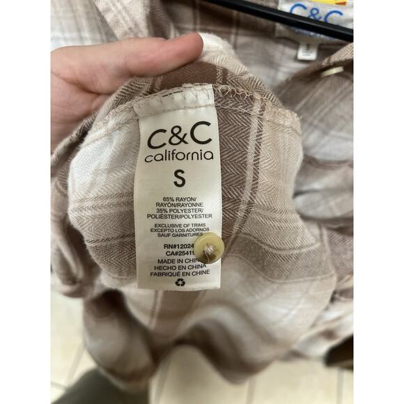 C&C California Mens Button Up Long Sleeve Shirt Beige Taupe Cream Ivory Size S - Picture 4 of 5